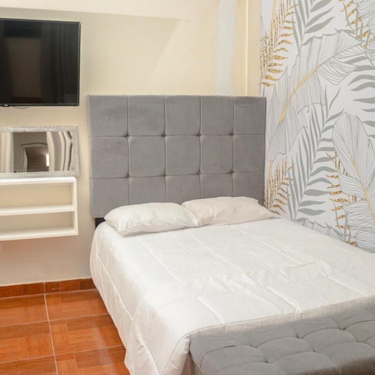 Lovely Apartment-Punta Hermosa - Five-Bedroom Apartment - 3
