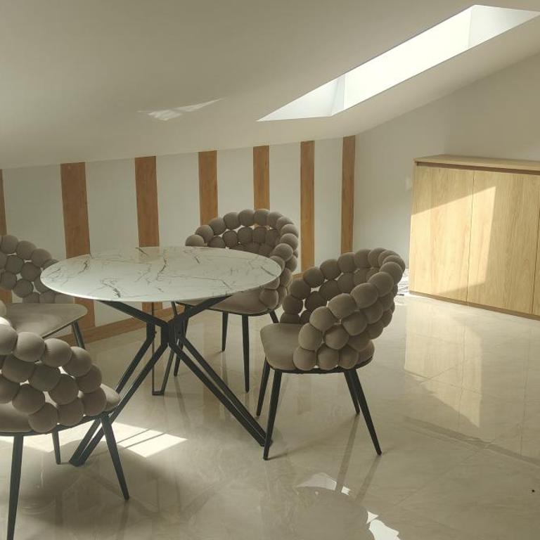 Pini Apart-hotel - Apartman sa Pogledom na Planinu - 4