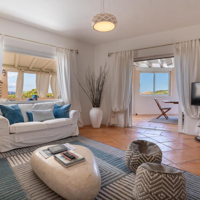 VILLA LE ROCCE - Villa con Piscina Privata - 15