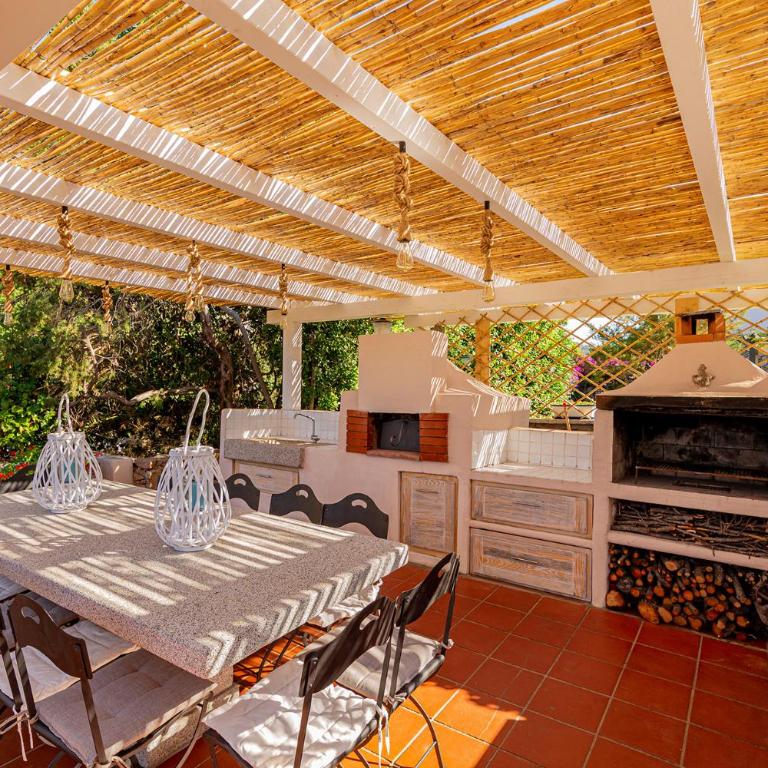 VILLA LE ROCCE - Villa con Piscina Privata - 30