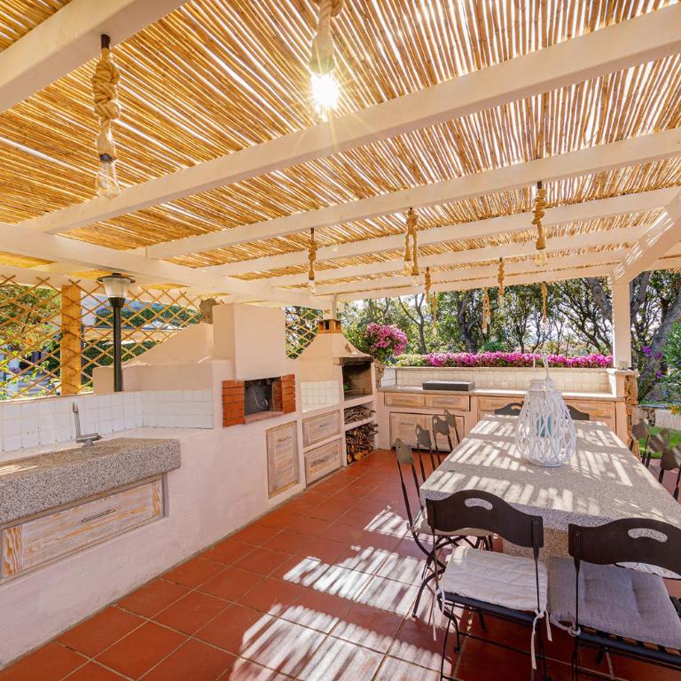 VILLA LE ROCCE - Villa con Piscina Privata - 37