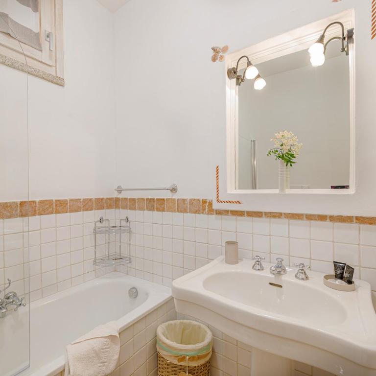 VILLA LE ROCCE - Villa con Piscina Privata - 46