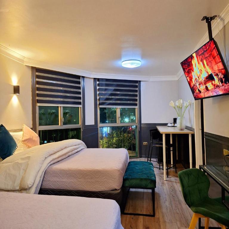 Hotel Asturias - Deluxe Queen Suite - 7