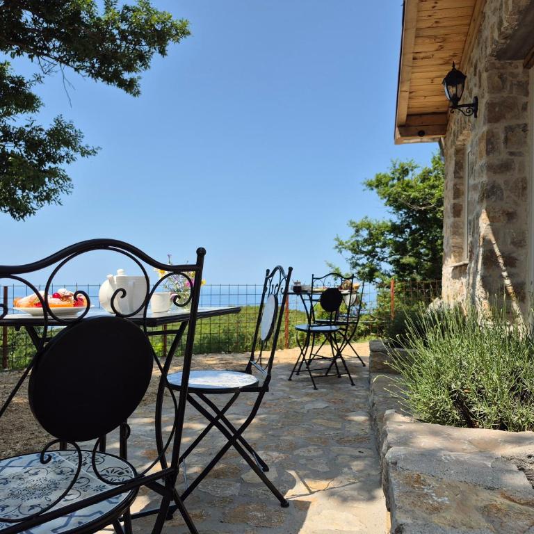 Castio del Monte Winery & Resort - One-Bedroom House - 2