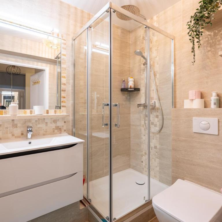 Disneyland-Charmant appartement 8 personnes-Terrasse-Gare-Parking - Appartement 2 Chambres - 9