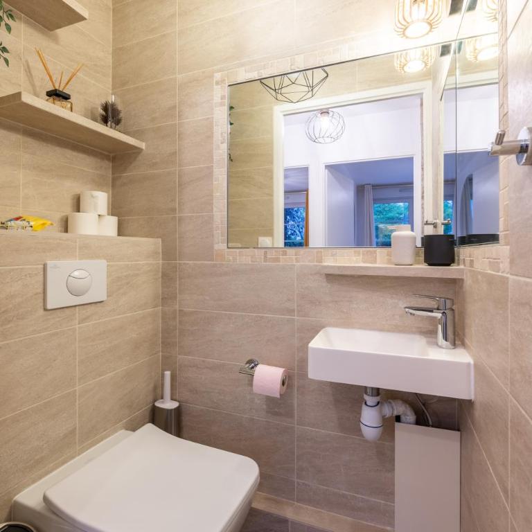 Disneyland-Charmant appartement 8 personnes-Terrasse-Gare-Parking - Appartement 2 Chambres - 8