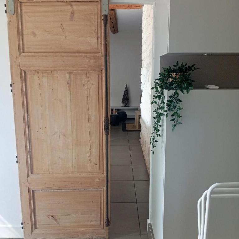 Appartement avec beaucoup de cachet central et calme - Appartement 2 Chambres - 4