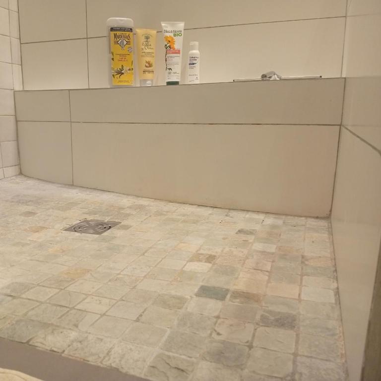 Appartement avec beaucoup de cachet central et calme - Appartement 2 Chambres - 16