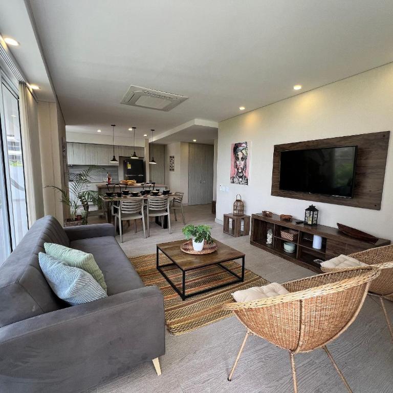 2 Dormitorios junto al mar. Jacuzzi Privado - Apartamento con vistas al mar - 27