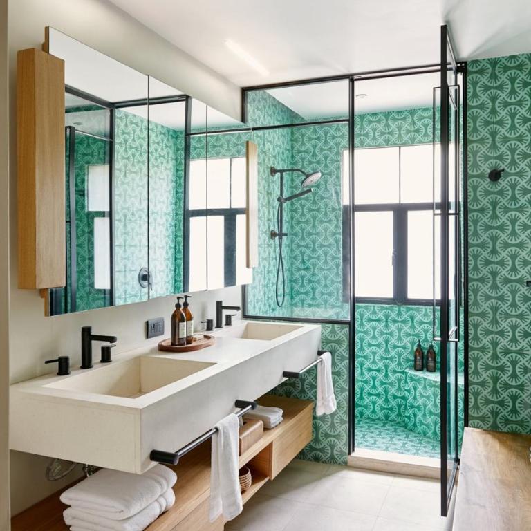 Enjoy the luxury of this premium 3BR | - Apartment - 30