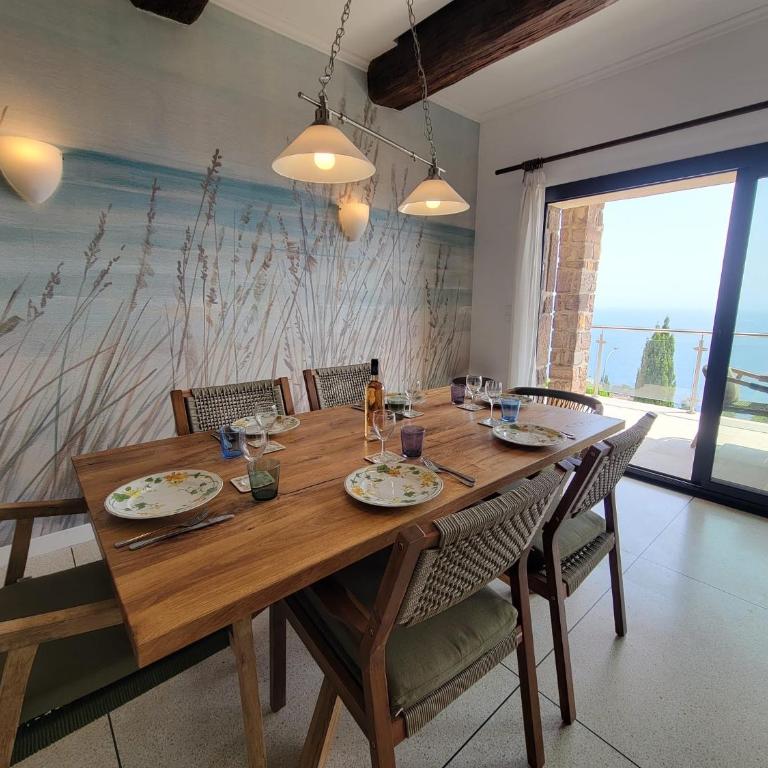 Familienfreundliche Villa Vistaero mit atemberaubenden Meerblick by Riviera Homelife Management - Maison de Vacances - 6