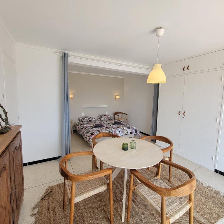 Familienfreundliche Villa Vistaero mit atemberaubenden Meerblick by Riviera Homelife Management - Maison de Vacances - 15