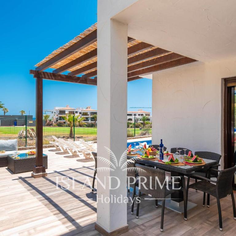 Heated Pool Villa in the Heart of Amarilla Golf GV8 - Villa - 3