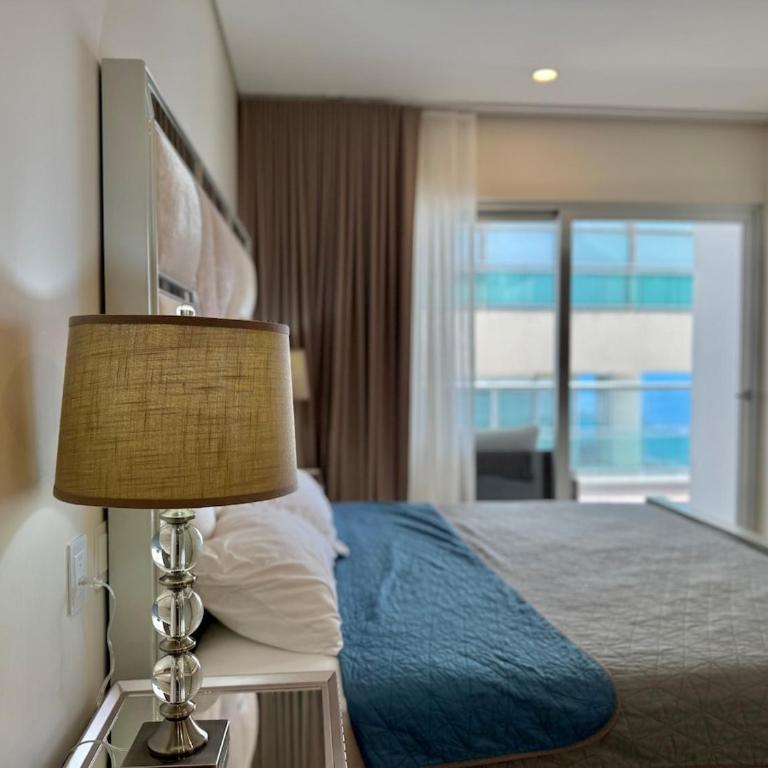 Departamento moderno a pie de playa - Two-Bedroom Apartment - 67