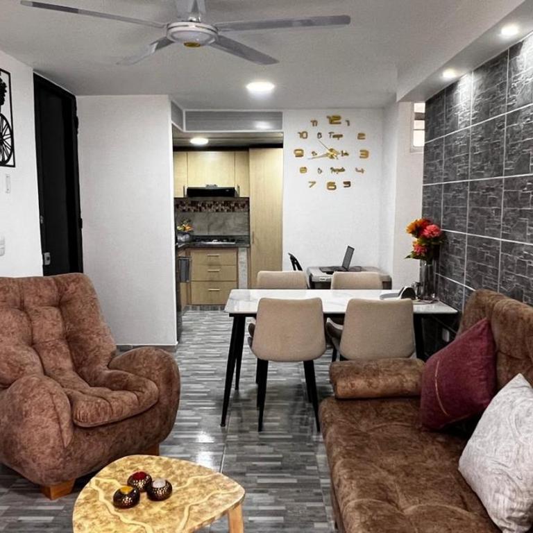 Bello Alamo Rentas Vacacionales!!! - Three-Bedroom Apartment with Balcony - 5