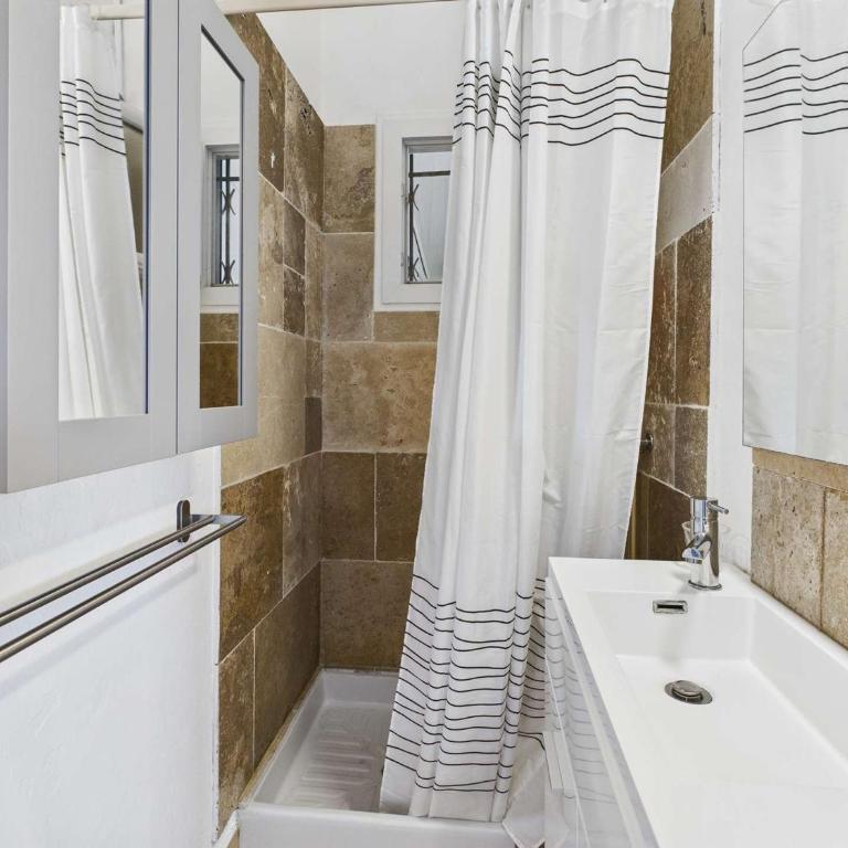 Maison plain-pied 3 chambres, terrasse et climatisation, 8 pers - FR-1-326-860 - Appartement - 7