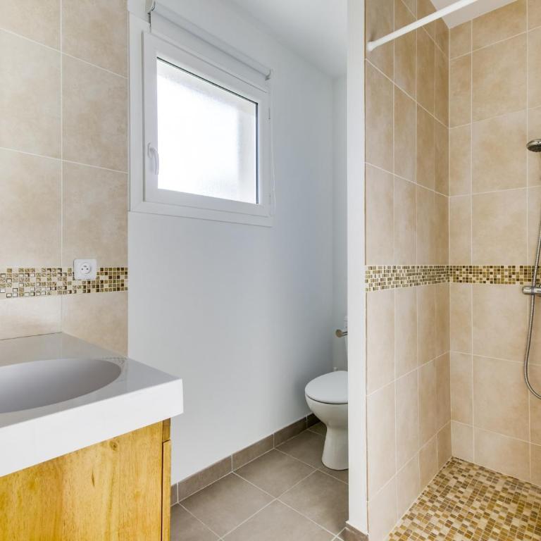 Maison contemporaine Biscarrosse, 7 pers., 3 ch., Wi-Fi, sur terrain 700m², proche activités et plages - FR-1-521-44 - Maison de Vacances (7 Adultes) - 8