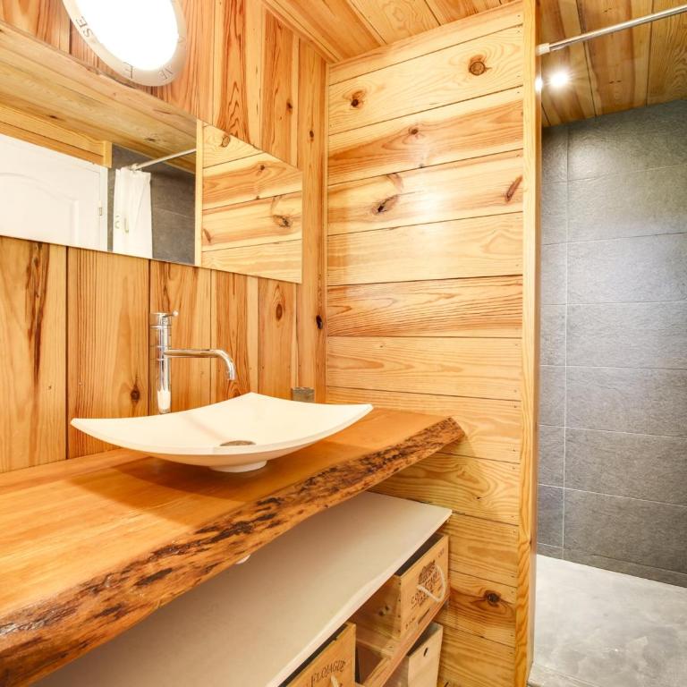 Belle villa en bois 6 personnes avec terrasse et Wi-Fi à Biscarrosse - FR-1-521-71 - Maison de Vacances (6 Adultes) - 7