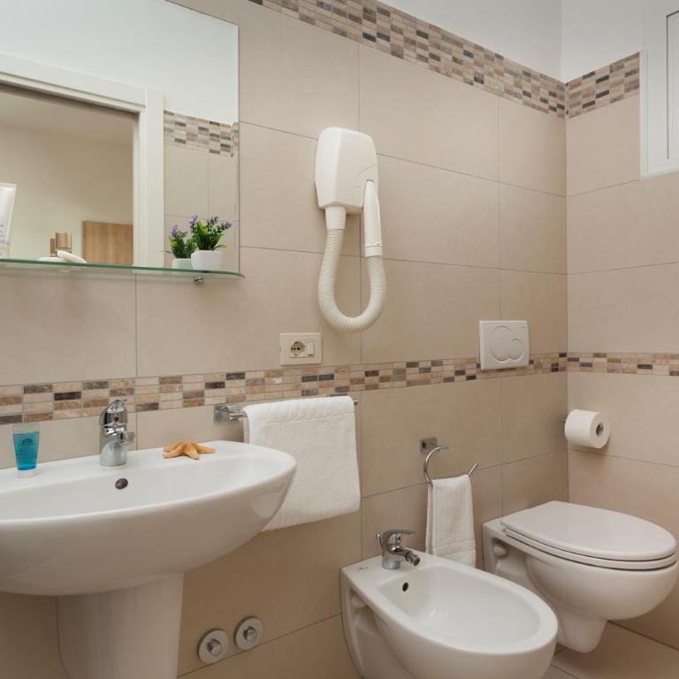 Hotel Ala - Double Room - 1