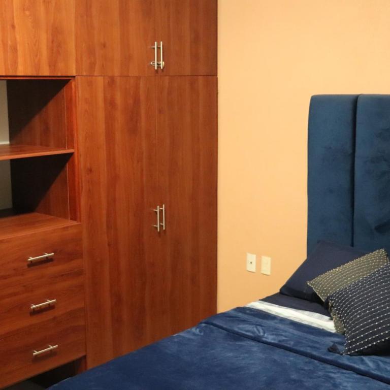 Casa amplia cerca del centro - Casa de 2 dormitorios - 51