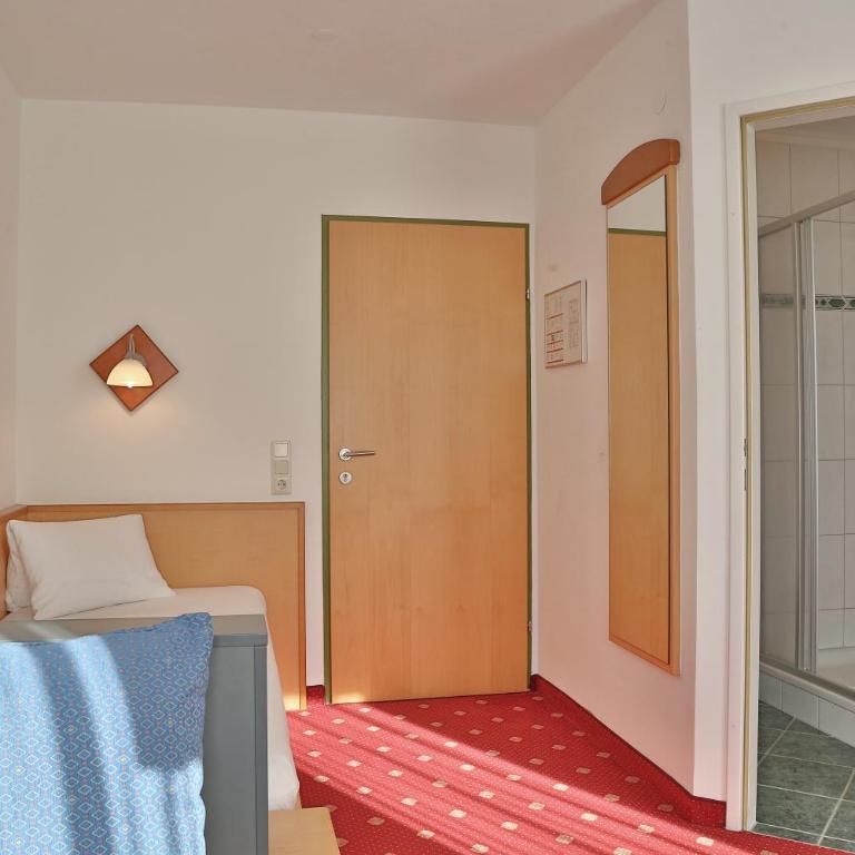 Pension Posauner - Zweibettzimmer - 8