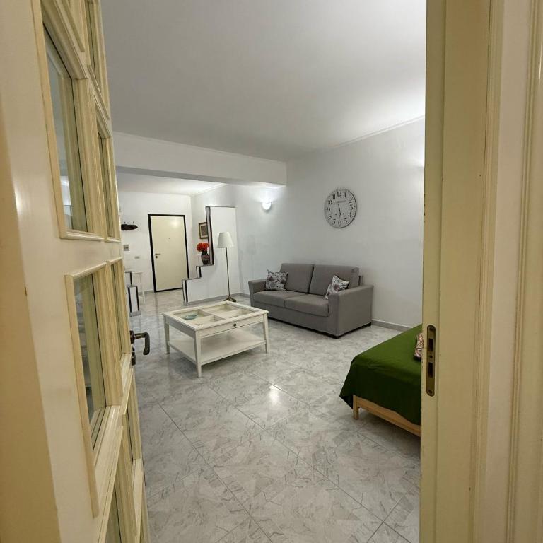 SERINA TROPEA - Two-Bedroom Apartment - 14