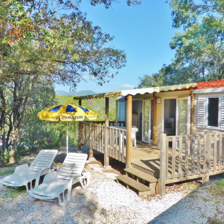 Carazur Mobilhomes Camping Fréjus - Two Bedroom Mobile Home with Mountain View - 1