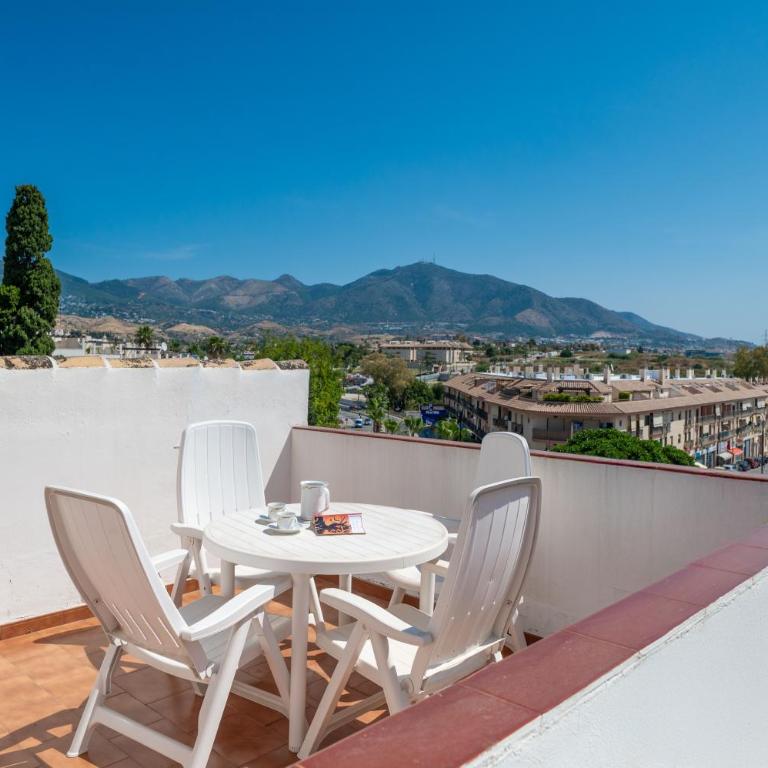 3BR Villa Fuengirola Quiet Area Terrace Pool - Casa - 11