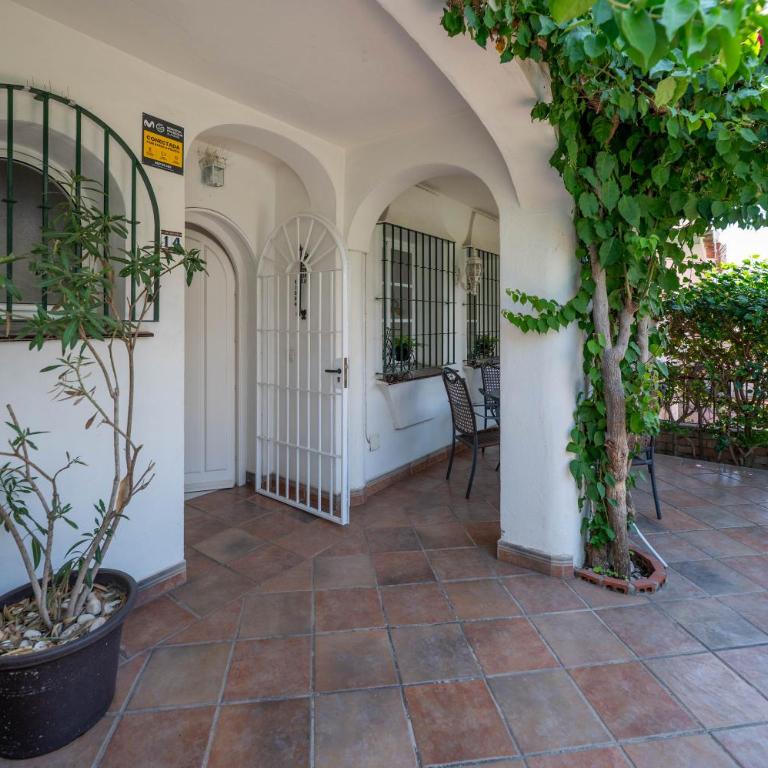 3BR Villa Fuengirola Quiet Area Terrace Pool - Casa - 15