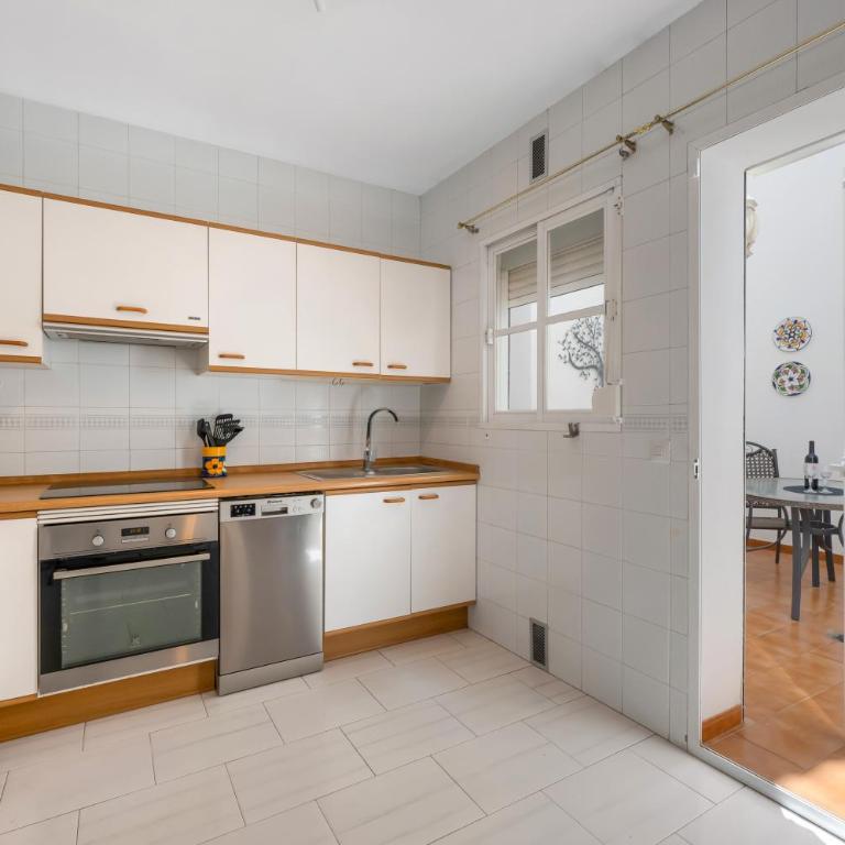 3BR Villa Fuengirola Quiet Area Terrace Pool - Casa - 30