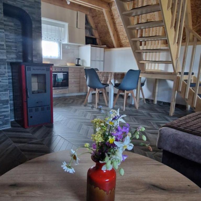 D&N place - Two-Bedroom House - 2