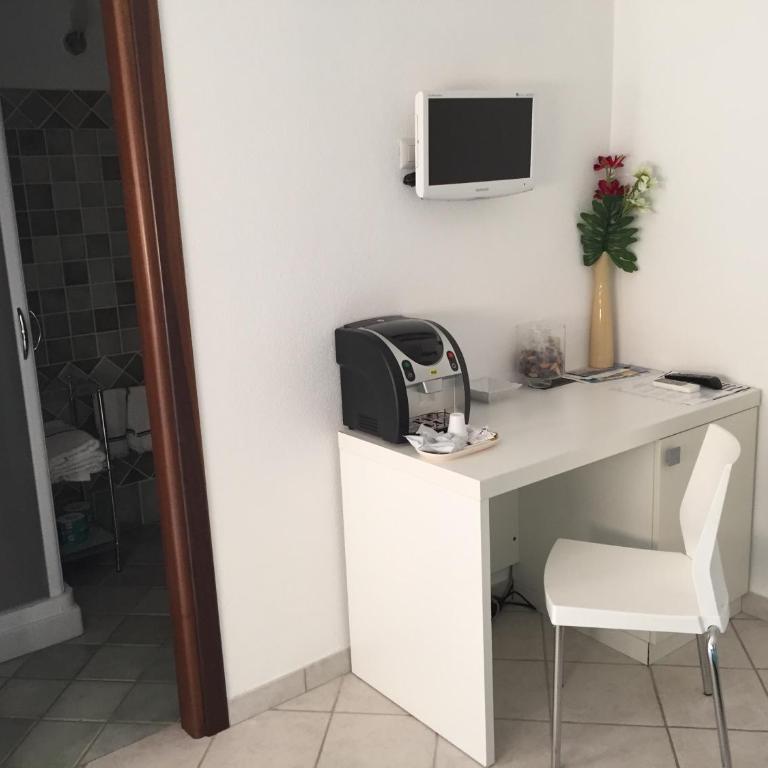 Residence Olbia - Camera Doppia con Letti Singoli - 5