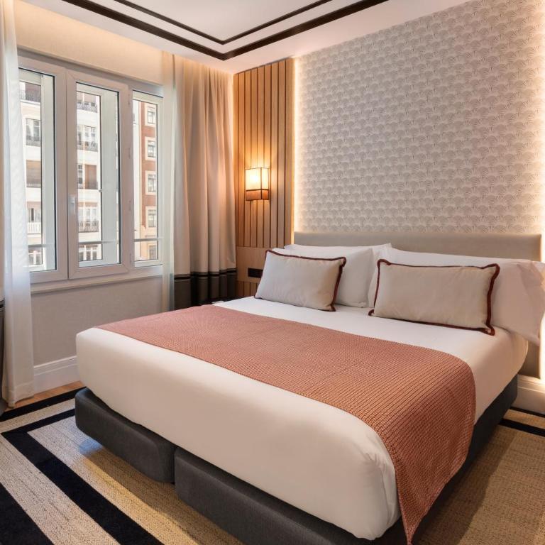 Catalonia Plaza España Hotel & Spa - Habitación Doble con vistas a la Gran Vía - 1 o 2 camas - 3