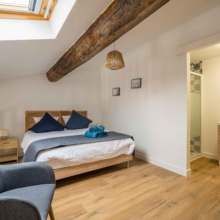 Le Chenal - Appartement Duplex proche des halles - One-Bedroom Apartment - 8