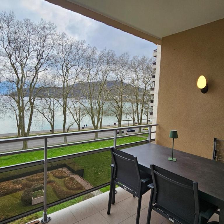 Annecy centre , Vue lac, ascenseur 4 pers - Apartment mit Seeblick - 8