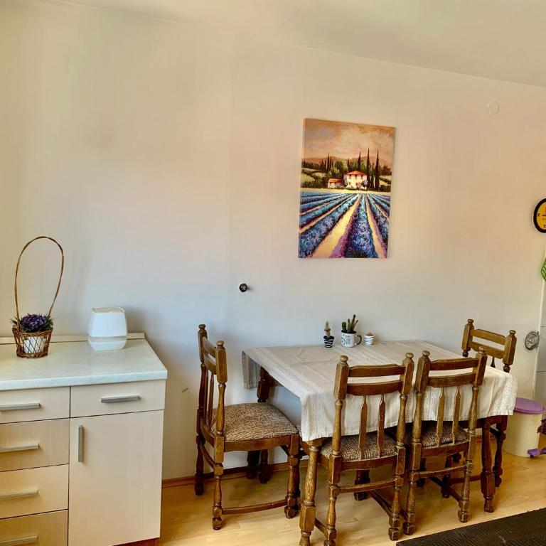 1BDR in City Center - Free Parking - Apartment with Balcony - 6