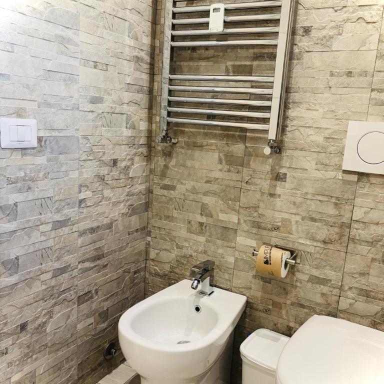 Monti Hideaway - Walk to Colosseum & Forum - Appartamento con 1 Camera da Letto - 13