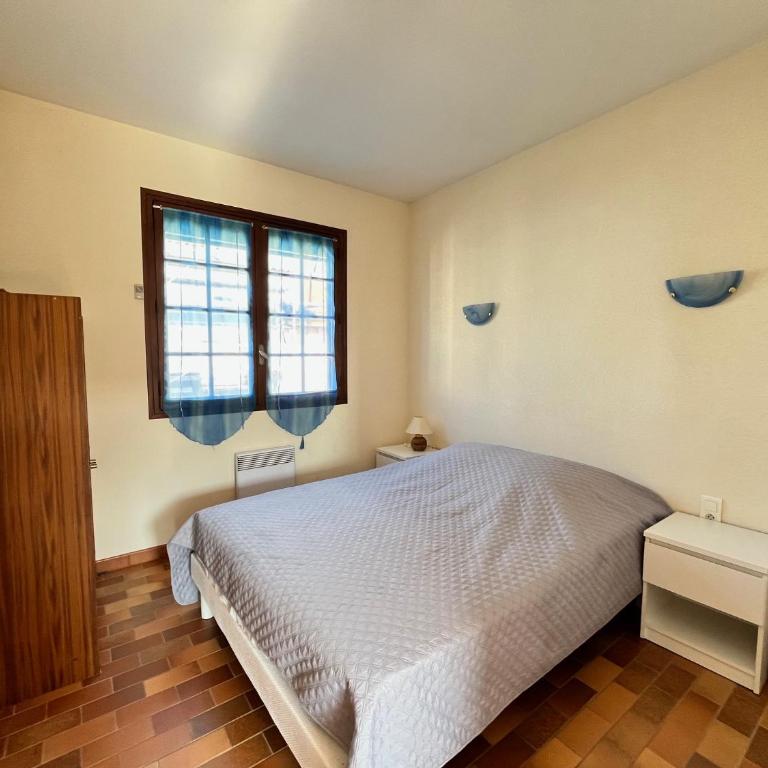 VUE MER Maison individuelle 30 m de la plage 4 chambres 10 couchages jardin parking LXRM26 - Maison 4 Chambres - 8