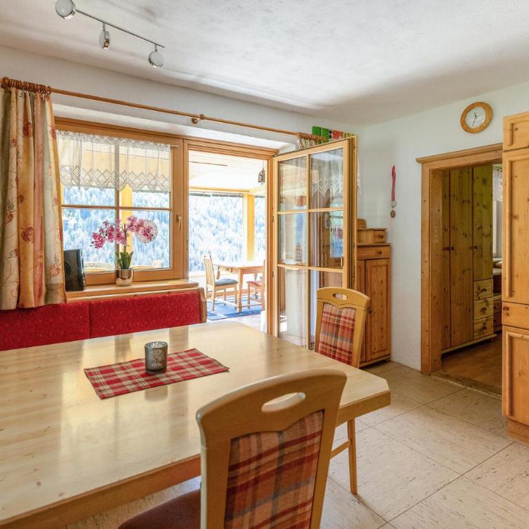 Ferienwohnung Bergaussicht - Apartment mit 3 Schlafzimmern und Balkon - 7
