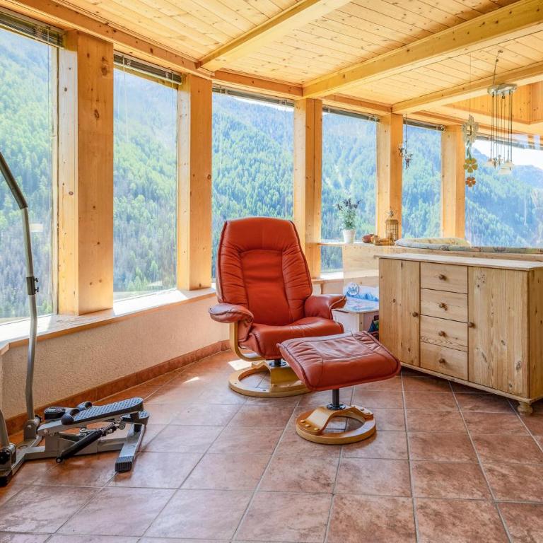 Ferienwohnung Bergaussicht - Apartment mit 3 Schlafzimmern und Balkon - 10