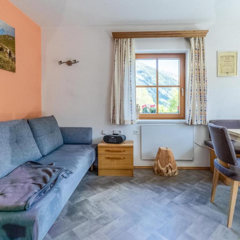 Ferienwohnung Bergaussicht - Apartment mit 3 Schlafzimmern und Balkon - 18