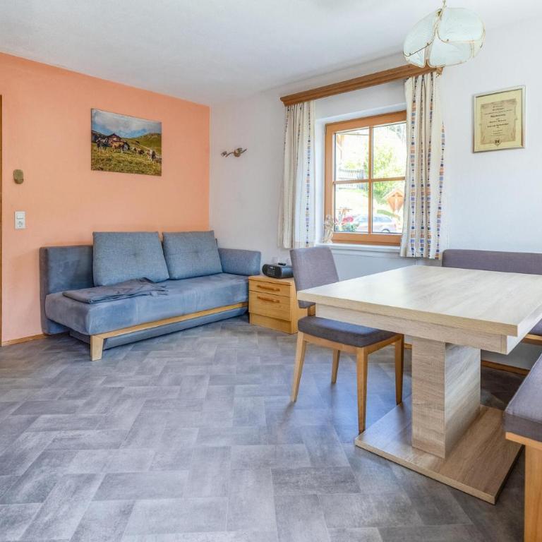 Ferienwohnung Bergaussicht - Apartment mit 3 Schlafzimmern und Balkon - 19