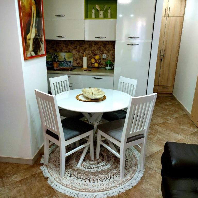 Budva City Lux - One-Bedroom Apartment - 8