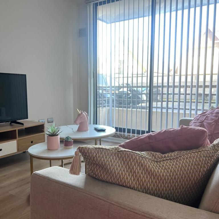 Departamento a pasos Casino MDS, Aeropuerto, Mall Trébol, UNAB, Supermercado Versluys - Apartamento de 2 dormitorios - 17