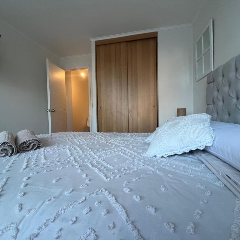 Departamento a pasos Casino MDS, Aeropuerto, Mall Trébol, UNAB, Supermercado Versluys - Apartamento de 2 dormitorios - 3