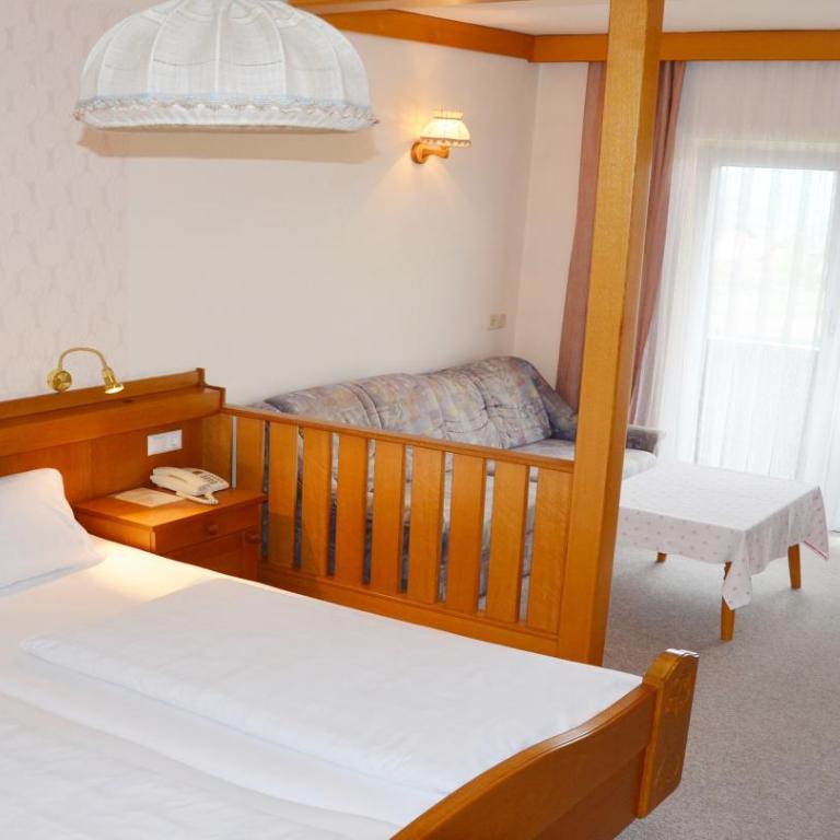 Hotel Fantur - Doppelzimmer mit Balkon - 4