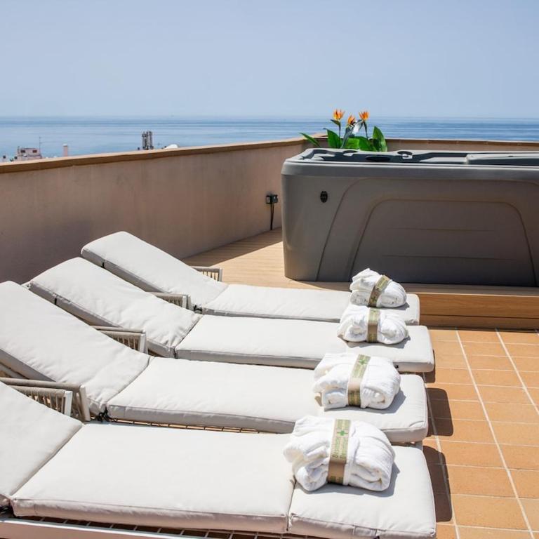 Fuerte Luxury Penthouse & Jacuzzi - Two-Bedroom Apartment - 34