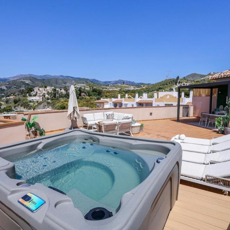 Fuerte Luxury Penthouse & Jacuzzi - Two-Bedroom Apartment - 44