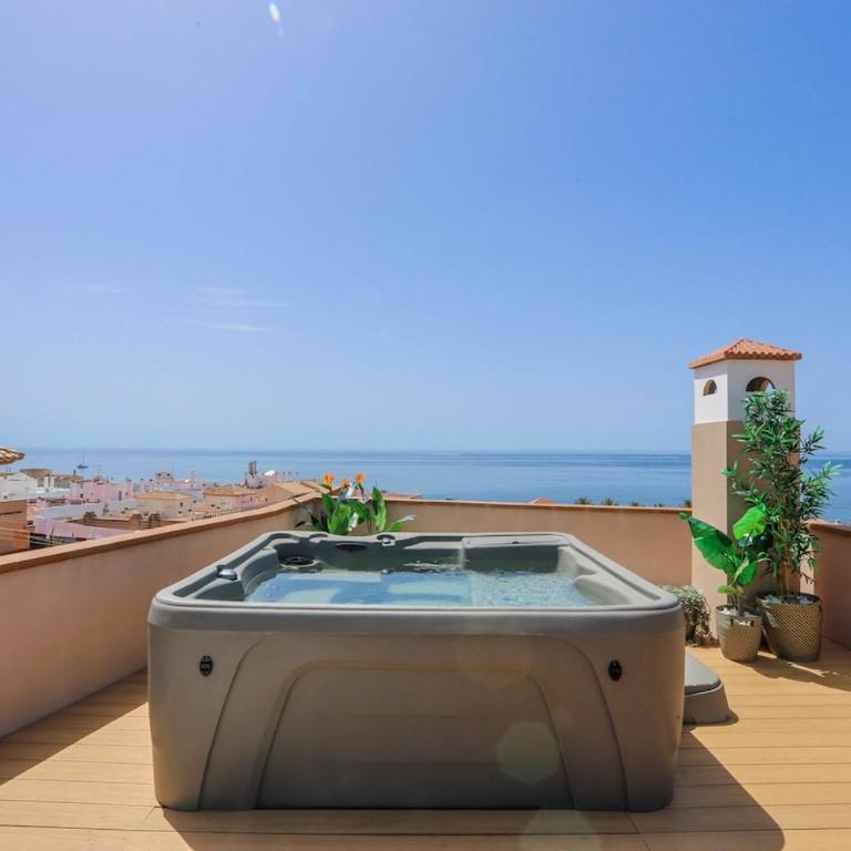 Fuerte Luxury Penthouse & Jacuzzi - Two-Bedroom Apartment - 59