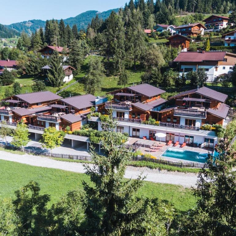 Alpin-Chalet Wagrain - Ferienhaus mit 4 Zimmern - 1